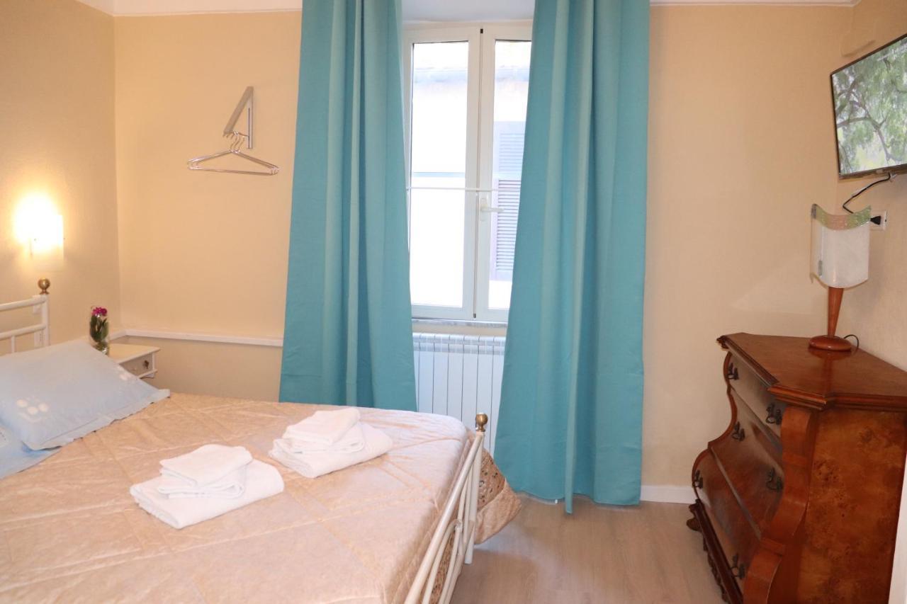 B&B Camere Montalto Centro モンタルト・ディ・カストロ エクステリア 写真