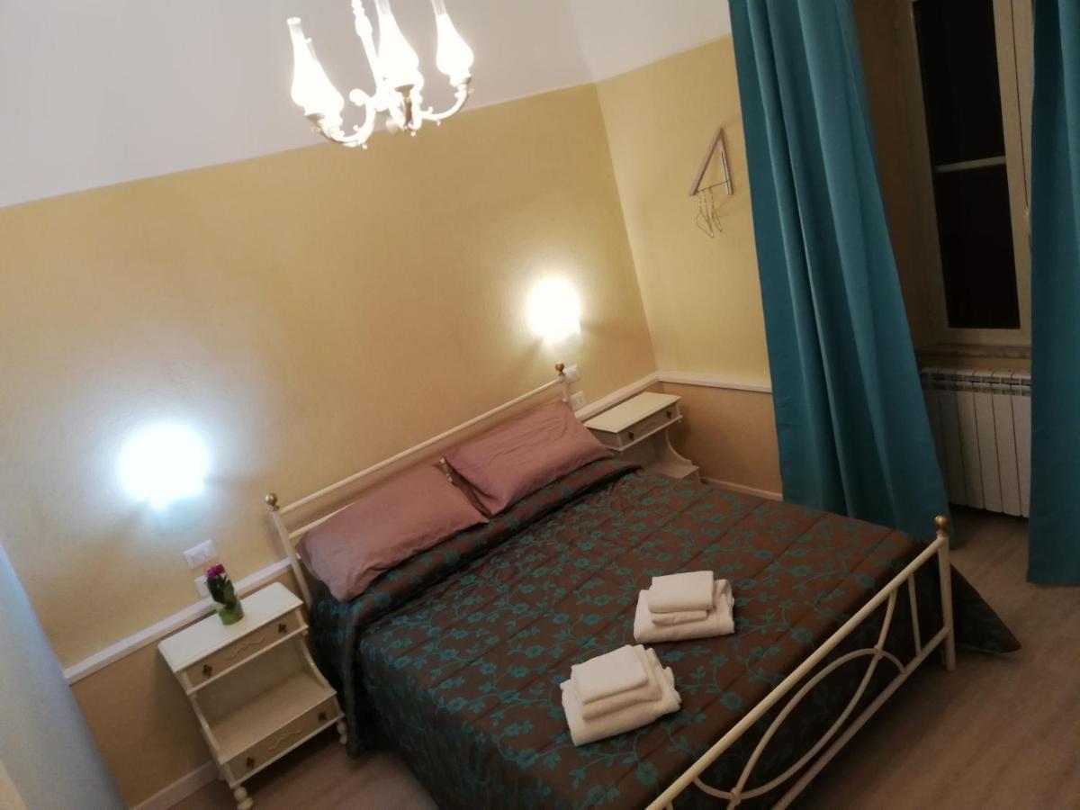 B&B Camere Montalto Centro モンタルト・ディ・カストロ エクステリア 写真