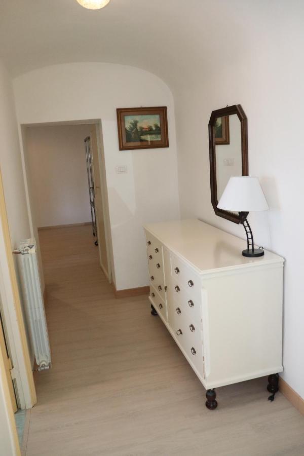 B&B Camere Montalto Centro モンタルト・ディ・カストロ エクステリア 写真